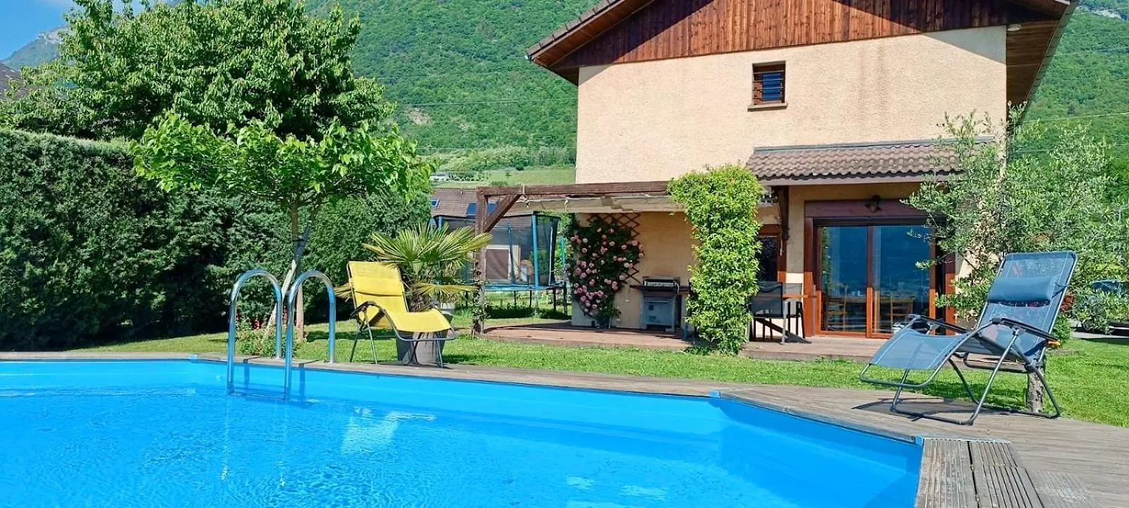 Maison - Piscine Parking Wifi - Clg Savoie Cruet 0*,  Francia